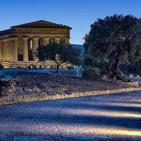 Dei Pini * San Leone